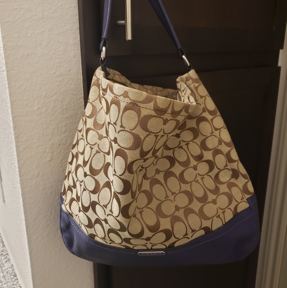 Coach Handbags - Coach Bag